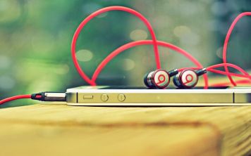 Как вернуть к жизни сломанные наушники?