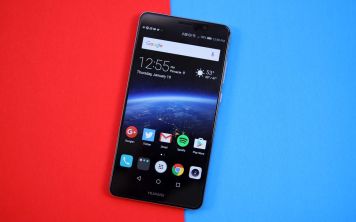 Huawei работают над складным смартфоном