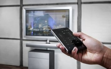 Насколько качественна стандартная батарея для телефона Lumigon