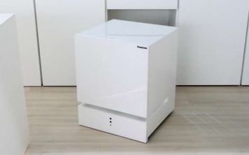 Panasonic представила робот-холодильник,отзывающийся на голос