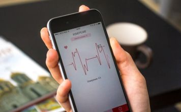 С помощью iPhone можно измерить пульс