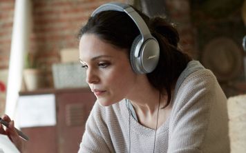 Новые смарт-наушники от Google