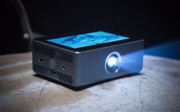 Новый стартап от Sweam: в карманный проектор будет встроен сенсорный экран  
