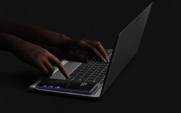 Samsung выпустит ноутбук с разъемом для смартфона