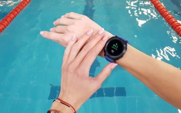Samsung Gear Sportпредставлены в России