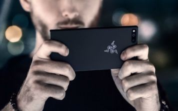 Глава Razer заявил о причинах отказа от 3,5-мм разъема на Razor Phone