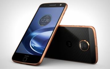 Представлена линейка смартфонов Moto в России