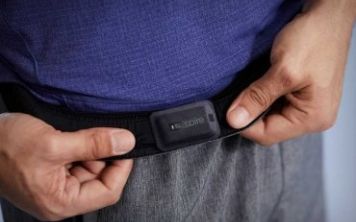 Новый гаджет превращает одежду в трекер здоровья