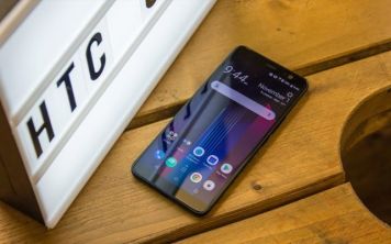 В России представлен HTC U11+
