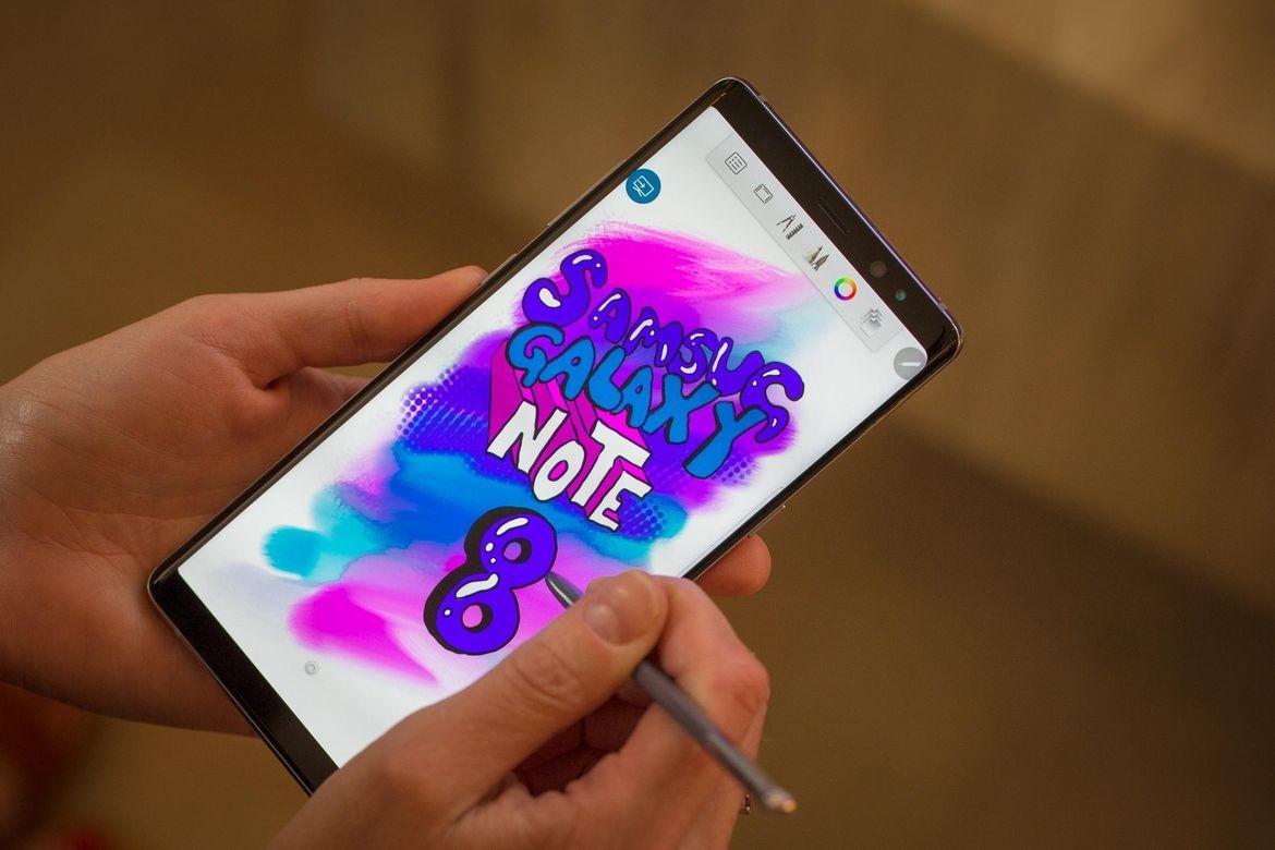 Почему Note 8 лучше своего предшественника?