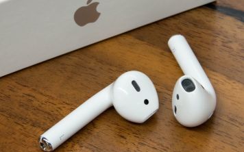 «AirPods - лучший подарок на Новый год»