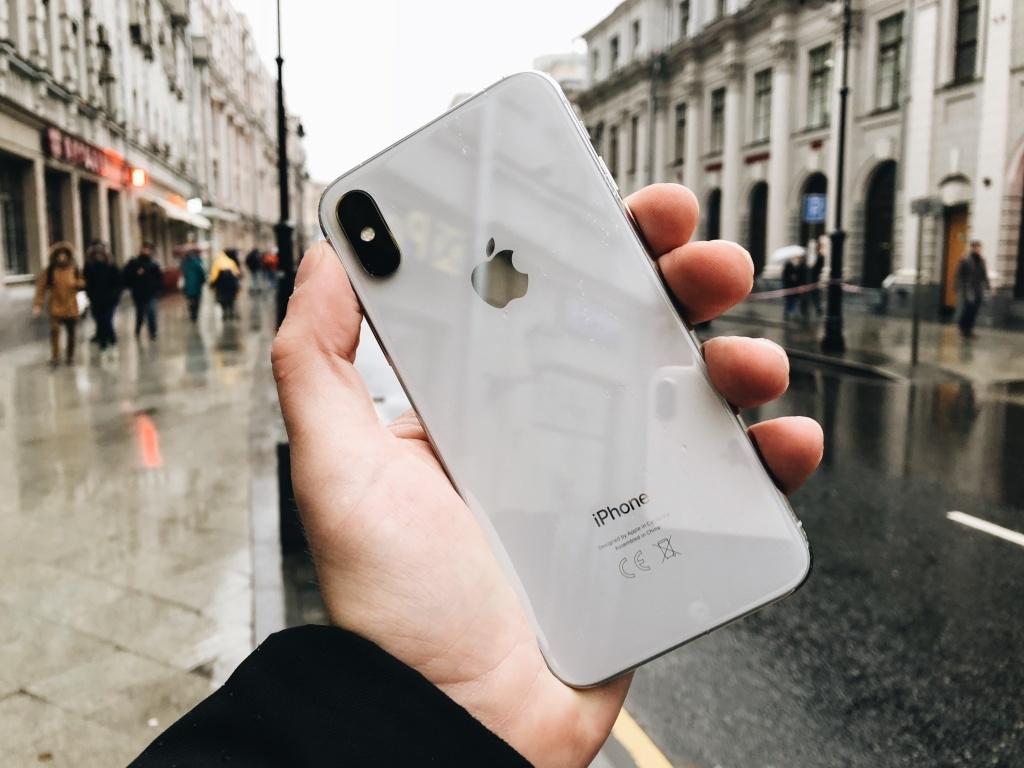 Сканер лица в iPhone X не идеален