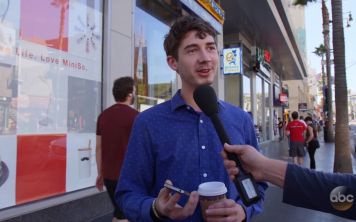 Американцев разыграли "новым" iPhone