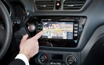 Топ-10 самых полезных гаджетов для автомобиля
