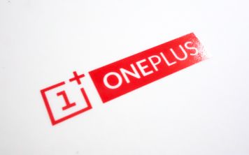 Утечка рендера OnePlus 5T демонстрирует почти идентичный Galaxy S8 дизайн