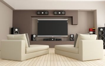 Как посмотреть фильм с телефона на телевизоре?