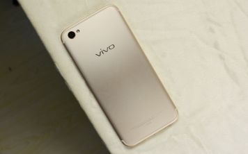 Китайская Vivo готовит первый в мире смартфон с дисплейным сканером отпечатков
