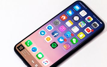 Стали известны цены на IPhone 8 в России