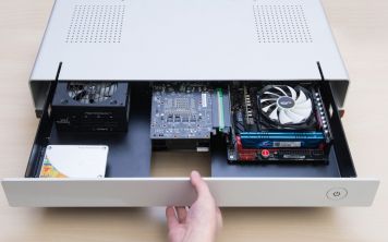 Необычный корпус Cryorig Taku