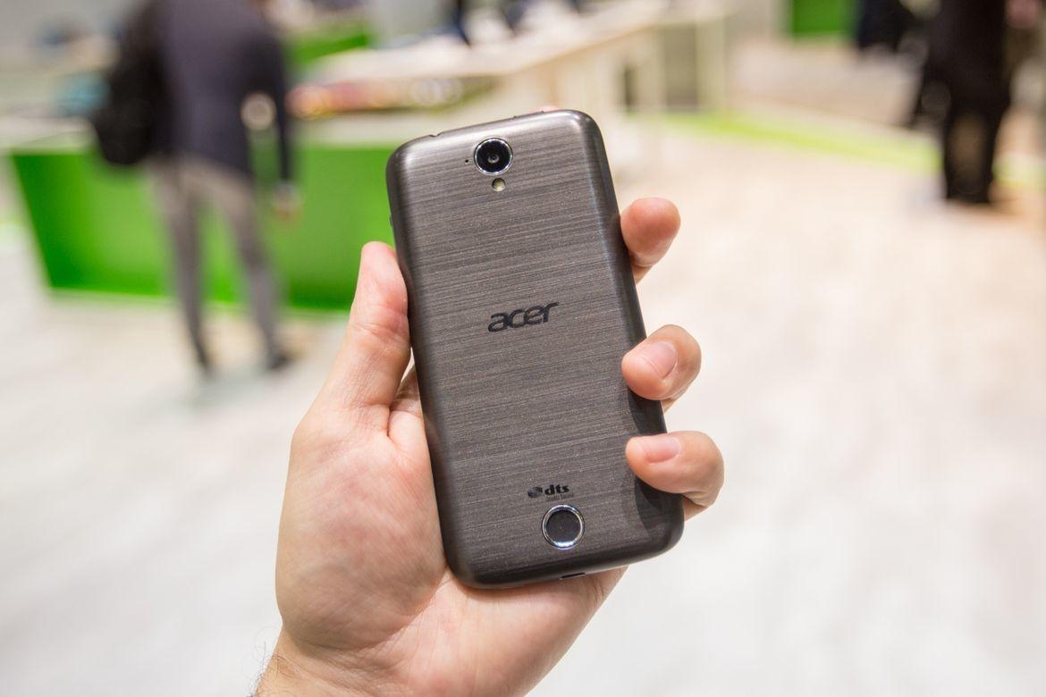 Простой и недорогой Acer Liquid Z330