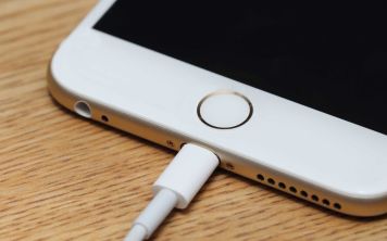 Что делать если iPhone не заряжается?