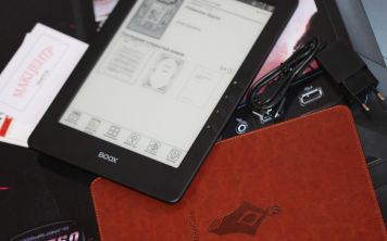 Представлен Android-ридер ONYX BOOX Chronos