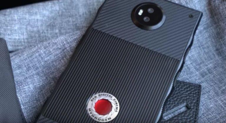 Новый смартфон от Red с голографическим экраном