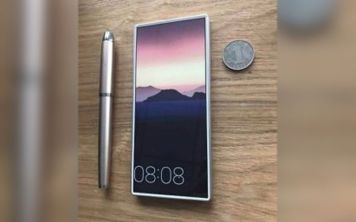 Показан первый безрамочный смартфон