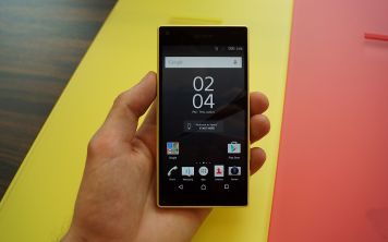 Лучшие компактные смартфоны 2016