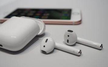 Почему стоит купить AirPods?