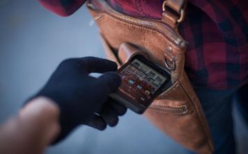 5 способов защиты смартфона от поломки или кражи