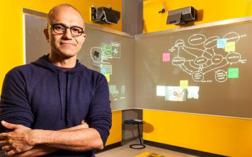 Почему глава Microsoft унизил владельцев iPad?