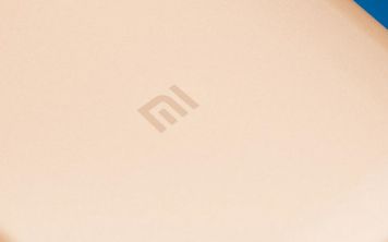 Xiaomi готовит новый безрамочник