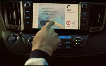 «Яндекс.Авто» теперь мультимедиа