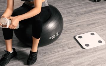 Смарт-весы Huawei Body Fat Scale проследят за основными показателями здоровья
