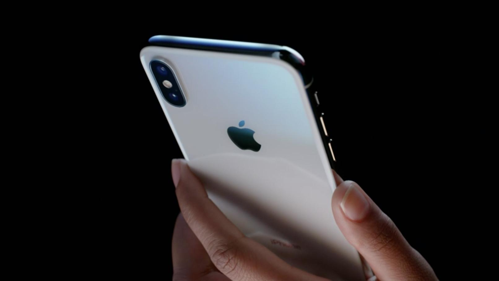 Apple снижает качество iPhone X