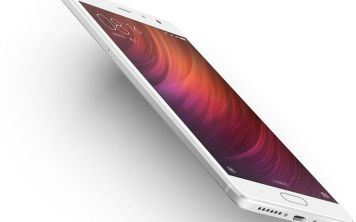 Xiaomi представит сразу три безрамочных смартфона