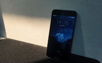 Meizu готовит линейку безрамочных смартфонов