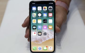 iPhone новых поколений будут работать в России