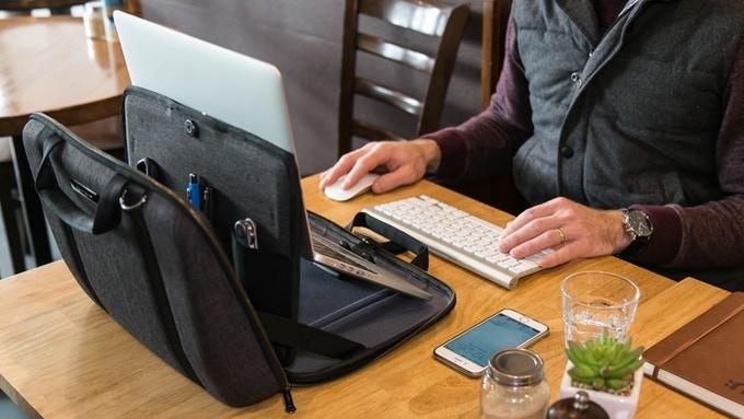 Трансформирующаяся сумка-офис для ноутбука