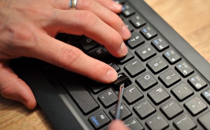 Что делать, если клавиатура на ноутбуке не работает
