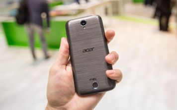 Простой и недорогой Acer Liquid Z330
