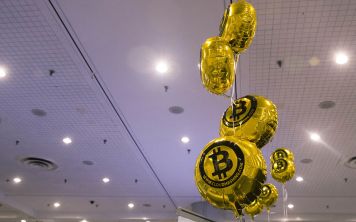 Биткойн снова бьет рекорды стоимости
