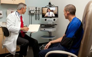 Когда смартфоны заменят врачей и очереди в поликлинику? 